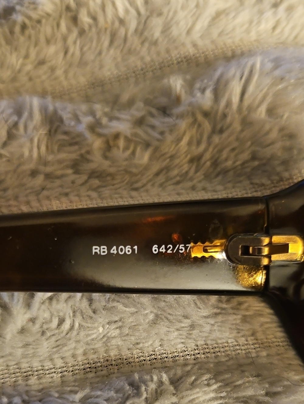 Ray-ban Womens Model Code: RB 4061 ( PERFECT CONDITION ) - Picture 6 of 8